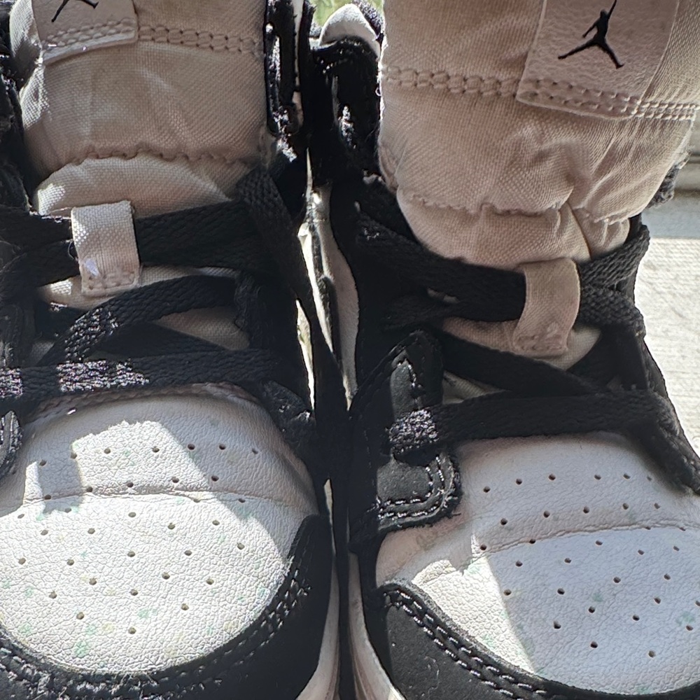 Jordan Black and White High-Tops - Picture 12 of 13